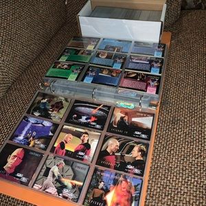 Huge 1000+ Star Trek cards lot